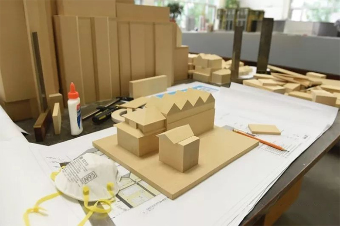用激光切割機(jī)制作模型零件